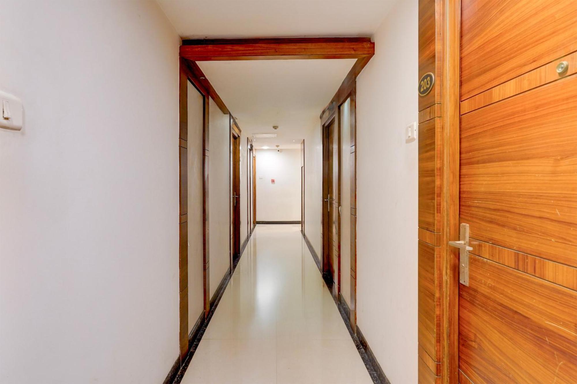 Super Townhouse Arcot Road Near Kauvery Hospital Chennai Eksteriør billede