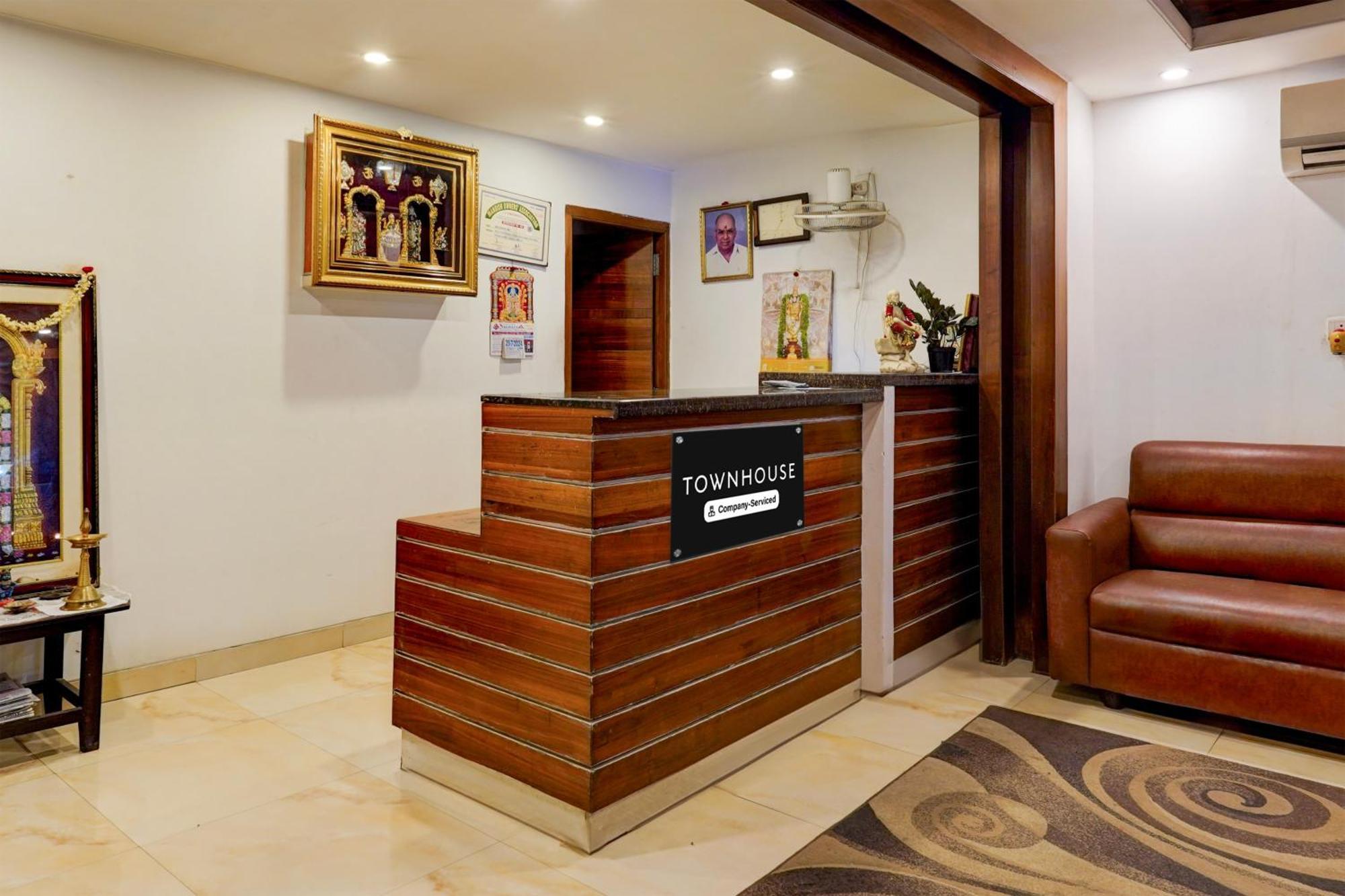 Super Townhouse Arcot Road Near Kauvery Hospital Chennai Eksteriør billede